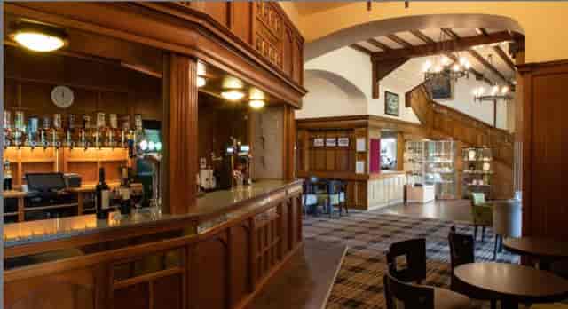 The Cheery Beinn wood-paneled pub for casual conference breakouts and networking mixers.