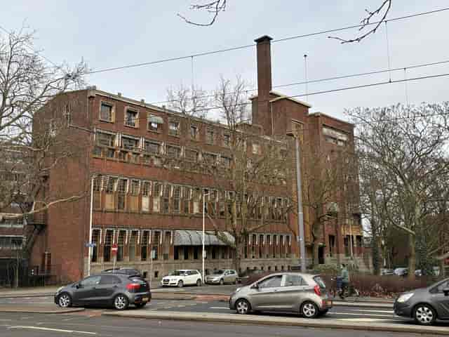Heineken Gebouw Rotterdam - >Eric Blom</a>