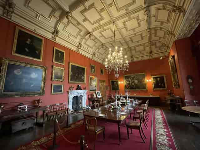 Raby Castle Amphitheatre: Historic boardroom for prestigious corporate meetings and private dining.