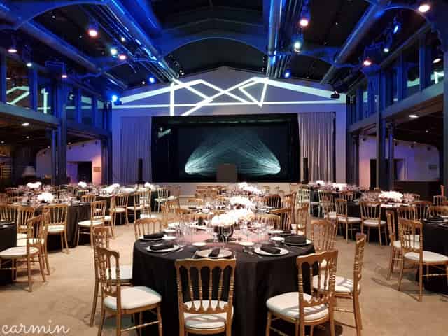 Banquet hall