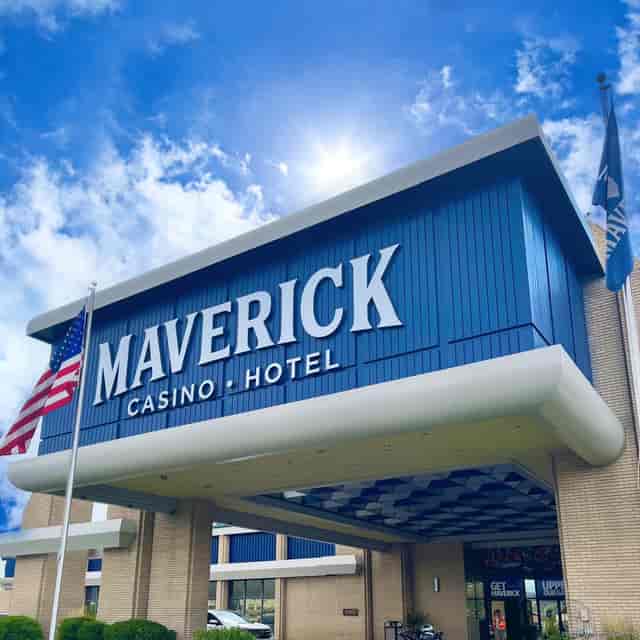 Maverick Casino Silverdale exterior entrance for corporate retreats and incentive events.