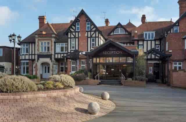 The Hamlet at Chesford Grange Hotel: sophisticated country house for executive retreats and meetings.