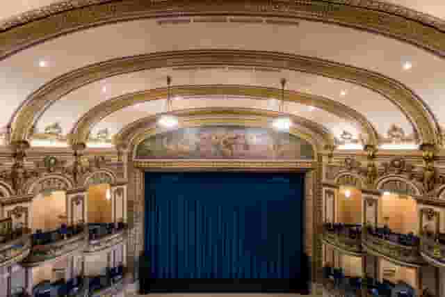 Lyric Theatre