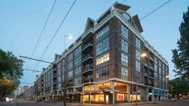 Nieuwe restaurants en winkels geopend in Indu... | PropertyNL