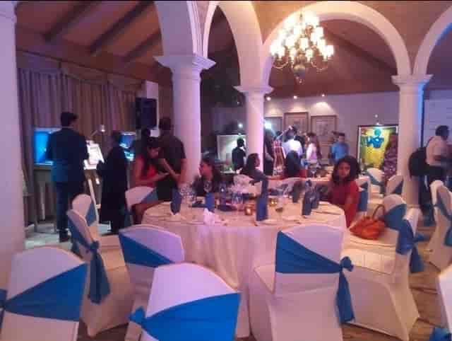 Longchamp Taj Mahal New Delhi banquet reception featuring structured seating and event decor.