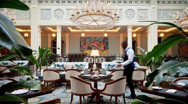 Elegant dining space at The Lanesborough London, ideal for corporate events and celebrations.