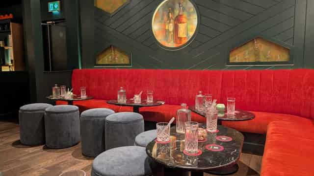 Garden restaurant and Whisky lounge
