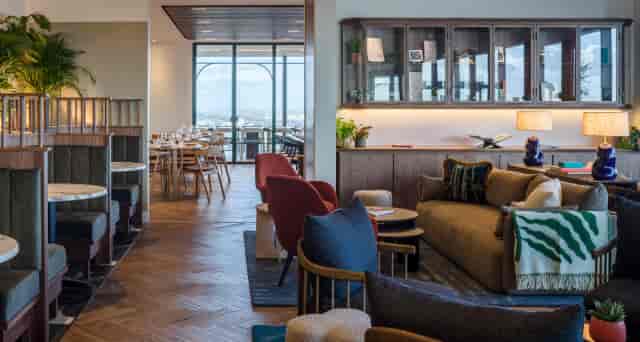 Eighteen Club Space lounge and dining venue for upscale corporate receptions and business events.