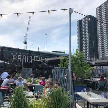 Restaurant Prachtig gezien vanaf de Erasmus brug - Foto van Bar-restaurant  Prachtig, Rotterdam -