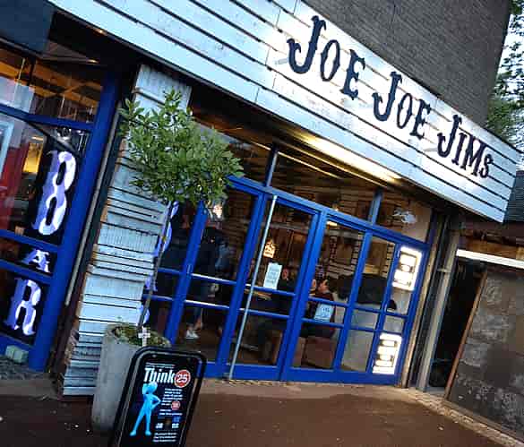 Joe Joe Jims general admission venue, relaxed atmosphere for networking mixer and conference event.
