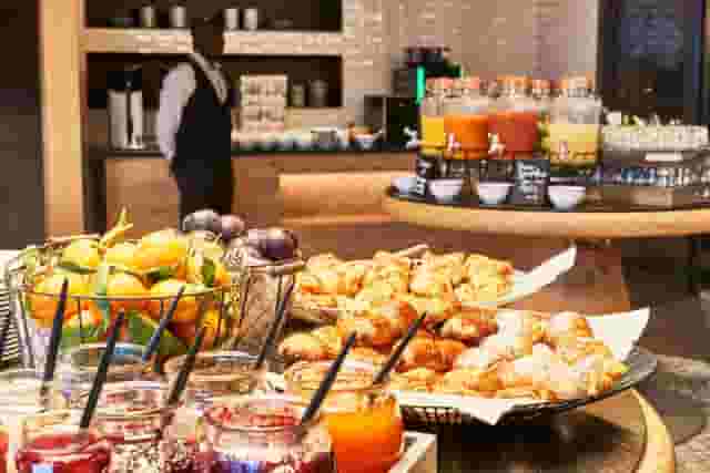 restaurant