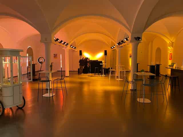 Füllhalle und Orangerie