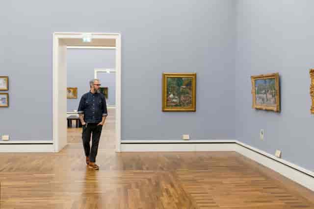 Minimalist Study Gallery, Alte Pinakothek: Sophisticated corporate reception & brand activation venue.