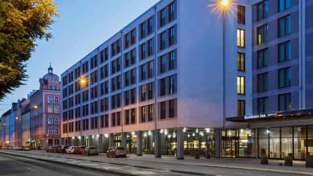 Modern Residence Inn Munich Central facade for corporate group events and business meeting planning.