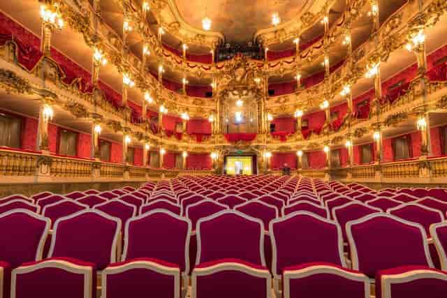 Historic Burgtisch auditorium in Munich for keynote presentations and gala ceremonies.