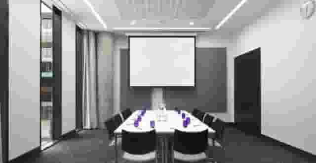 Meeting space & accomodation