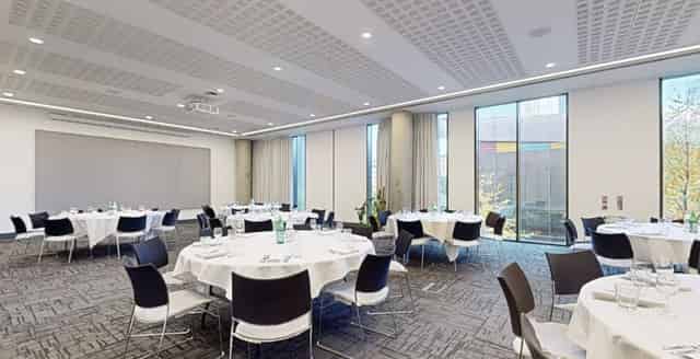 Meeting space & accomodation
