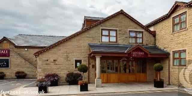 Holcombe Suite: Stone-built boutique venue for private corporate retreats and board meetings.