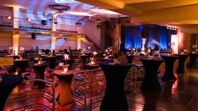 Meeting & additional rooms