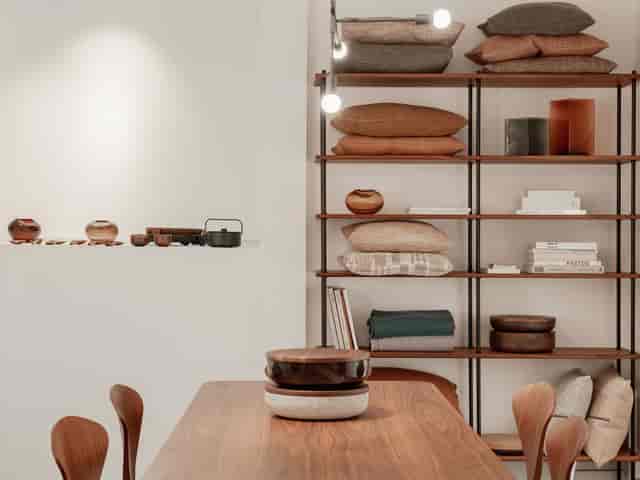 Diito showroom breakout space for creative strategy sessions and corporate meetings.