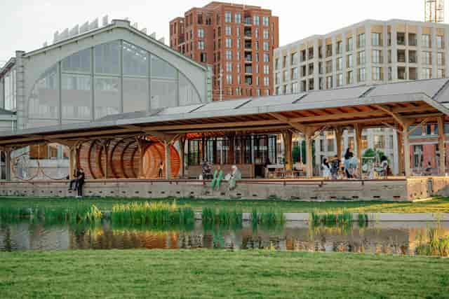 Industrial-style outdoor pavilion at Quai Aux Poissons, perfect for networking events and meetings.