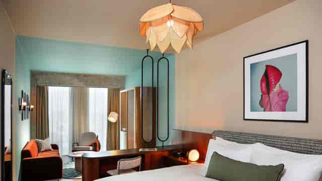 Hotel bar in The Hoxton, Brussels, ideal for business events and conferences with modern decor.