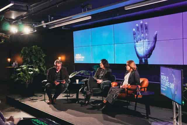 Panel discussion at The Hive, Epicenter Oslo with LED backdrop for corporate events and conferences.