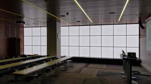 Classroom-style event setup at Lindesnes, Nationaltheatret Konferansesenter for business conferences.