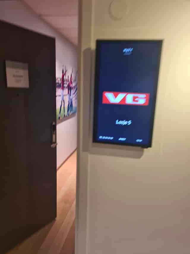Digital wayfinding display for Lodge 5 at Ullevaal convention center event venue.