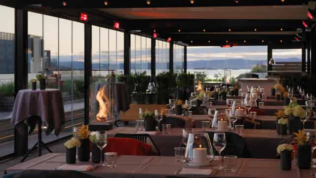 rooftop bar