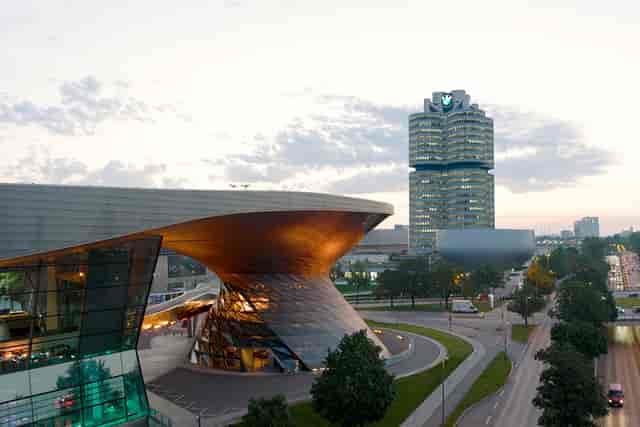 The Cloud by Käfer: Iconic architectural venue for corporate activations and product launches.