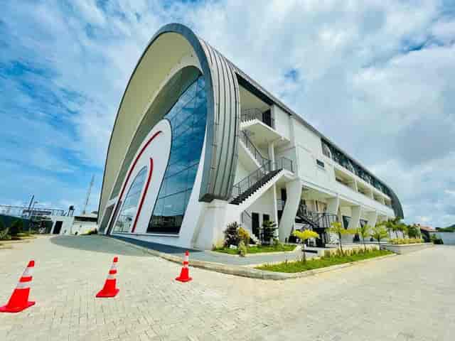 Modern multi-level event venue at The Jewel Aeida with architectural lines for corporate events.