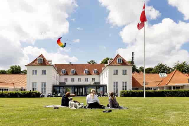 Hven meeting room at Rungstedgaard estate: ideal for corporate retreats and team-building offsites.