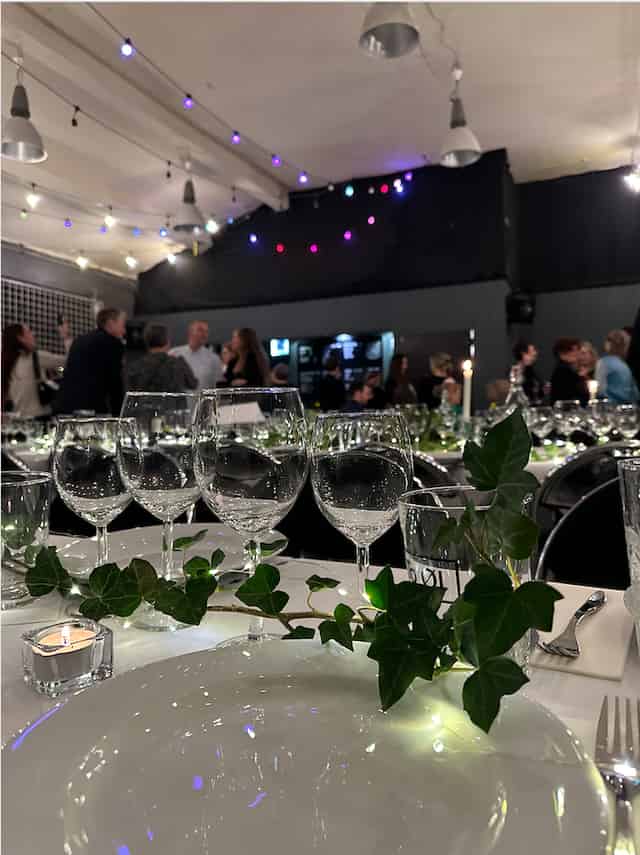 Banquet hall