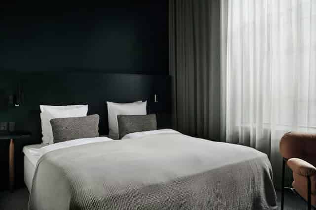 MEETING ROOM – GRAND