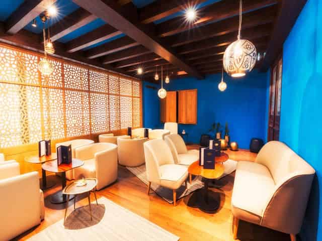 Lounge Bar