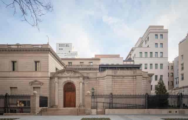 Historic Frick Collection mansion: elegant architecture for corporate gala and event venue.