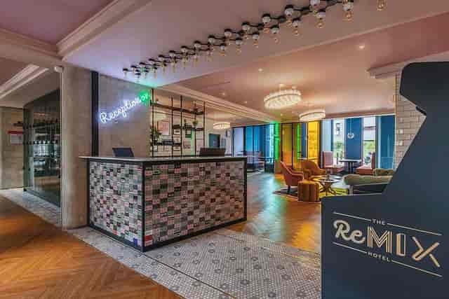 Modern ReMIX Hotel lobby bar for networking events and casual welcome receptions.