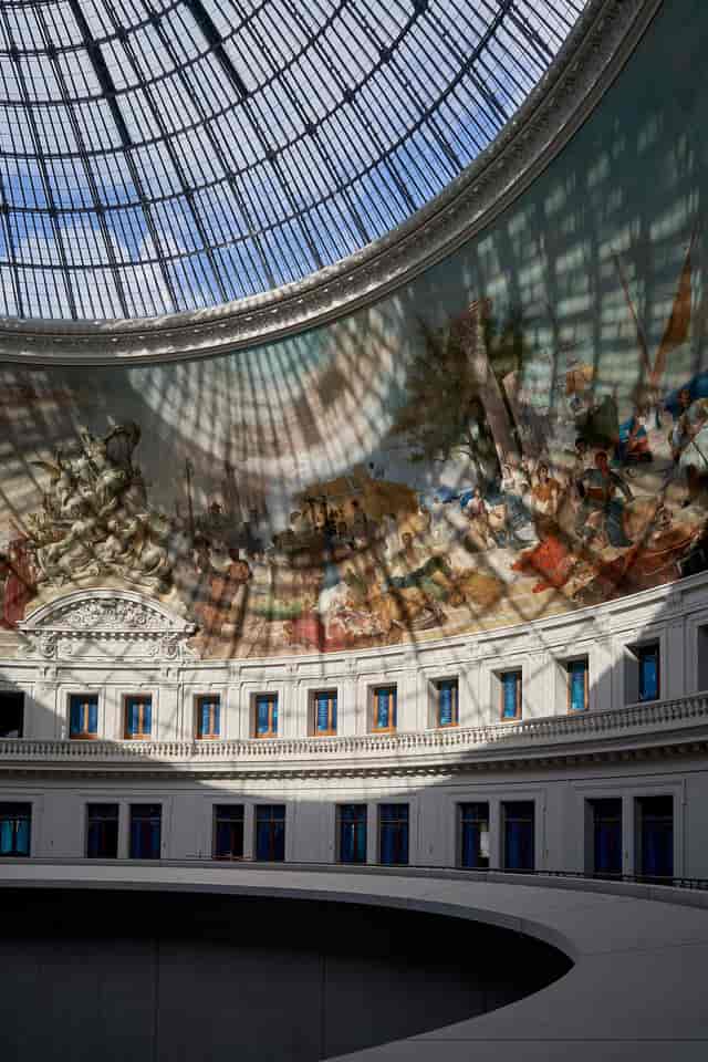 Bourse de Commerce foyer architecture, ideal for gala events and corporate venue hire.