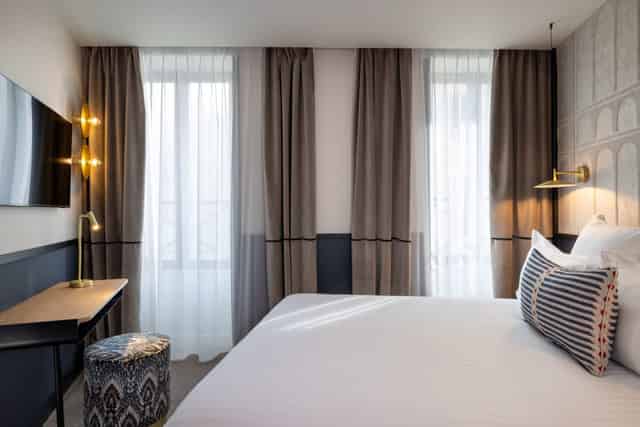Rooms & Suites