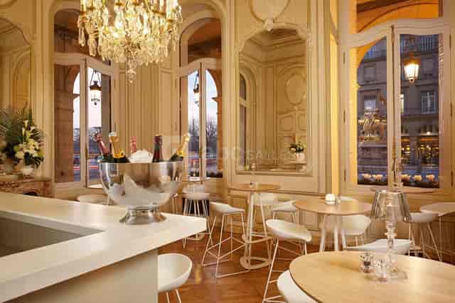 Salon Dauphin at Hotel Regina: elegant bar setup for upscale cocktail receptions and VIP events.