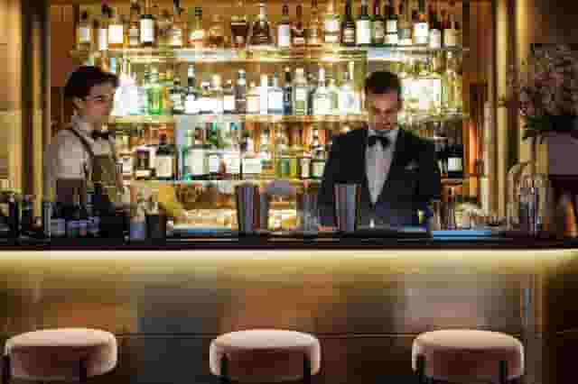 bar