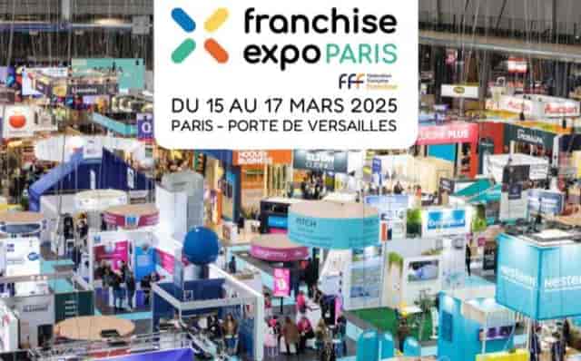 Franchise Expo Paris trade show floor with vertical signage at B2B convention.
