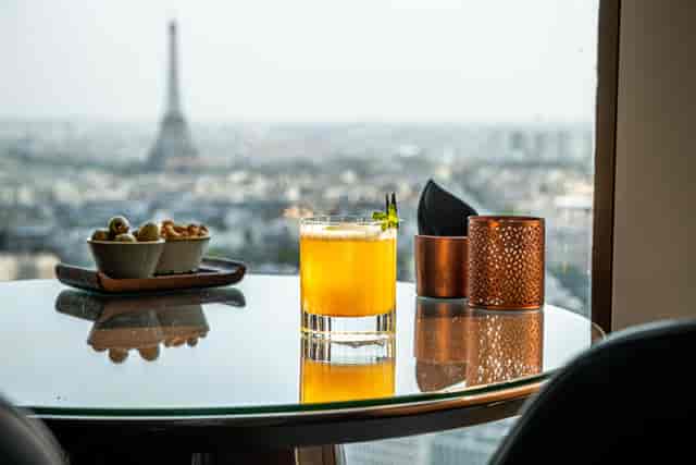 Une nouvelle carte pour le rooftop Windo Skybar - Sortiraparis.com