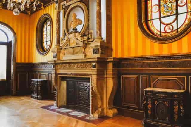 Luxury boardroom at Salon Lafayette, Hôtel Le Marois for exclusive executive meetings or dinners.