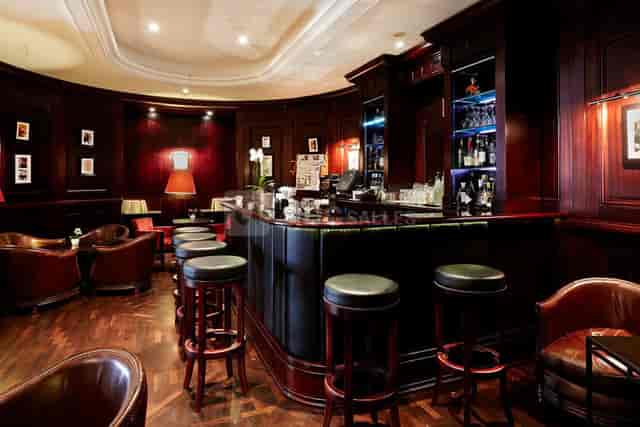 High-end hotel bar at Hotel Pont Royal for VIP cocktail receptions and networking events.