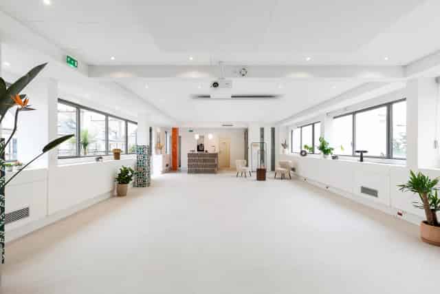 Showroom et Privatisation