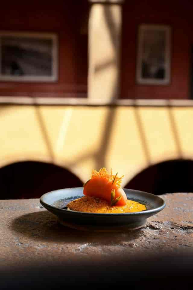 High-end plated dish for VIP gala dinner and upscale networking reception.