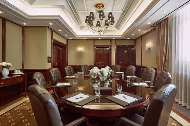Theodor-Körner Salon