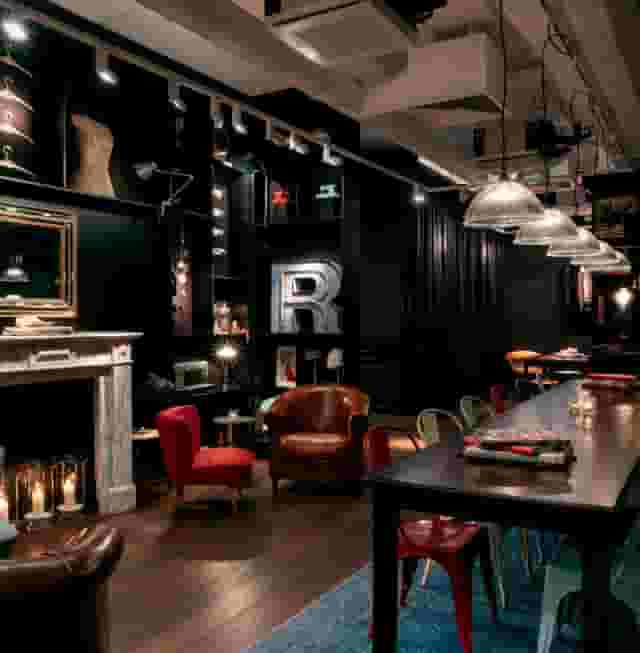 Bar